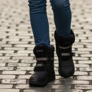 MUKLUK Black Quilted Winter Ankle Boot with Knit Straps